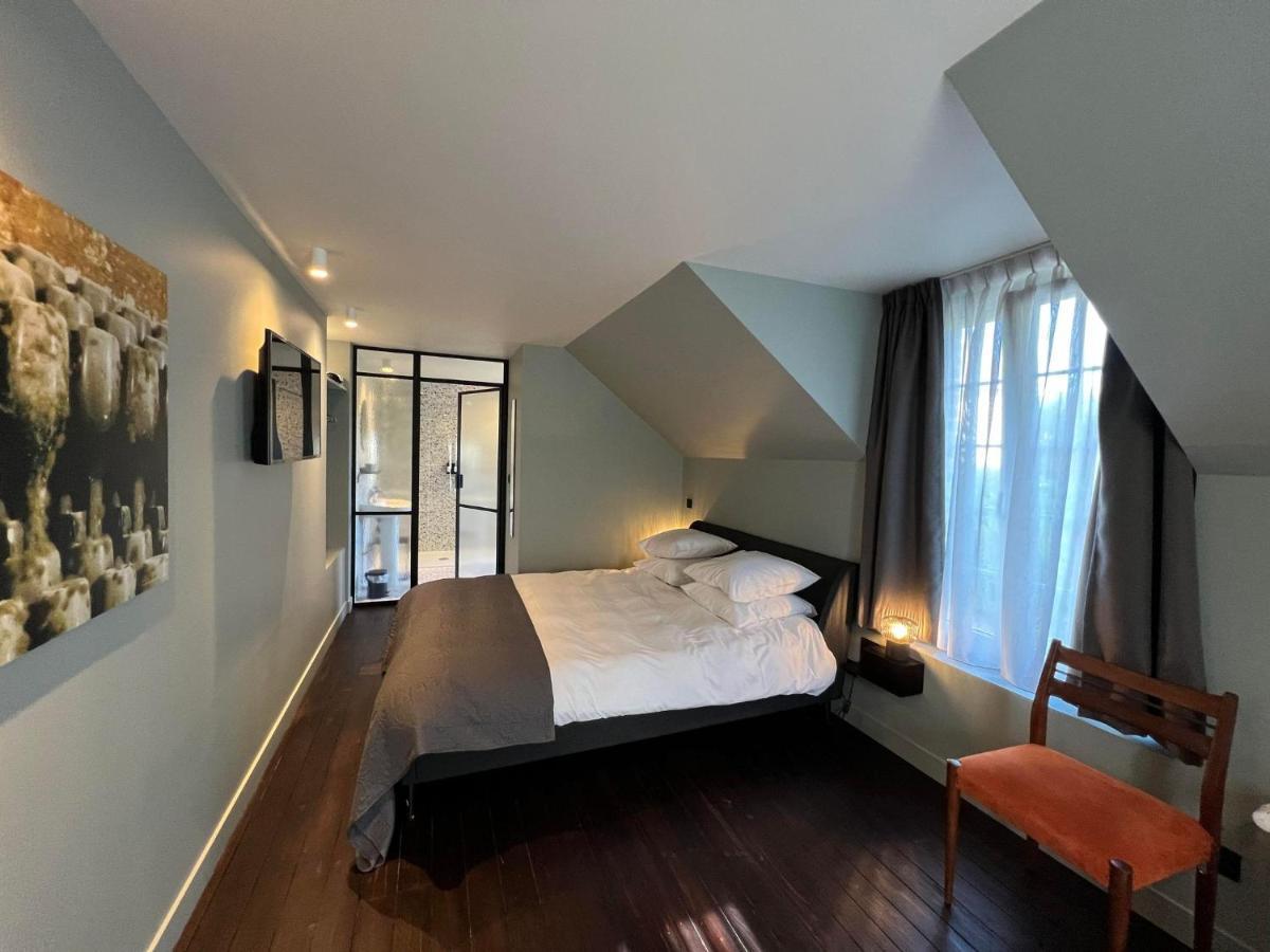 Le Petit Chateau Baye  Luaran gambar